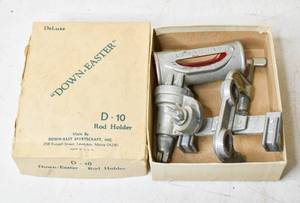 lot 795 image: Vintage Fishing Rod Holder, Deluxe Down Easter D-10 Rod Holder