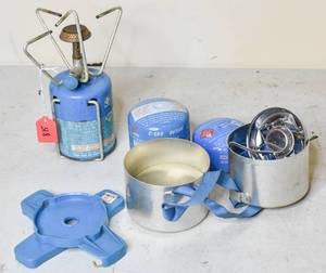 lot 815 image: Camping Gaz International Globe Trotter Light Camping Stove