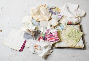 lot 823 image: Lot of Vintage Handkerchiefs