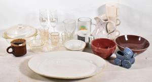 lot 484 image: Misc. Bowls, Cups, and Serving Objects