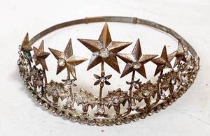 lot 849 image: Vintage Silver Toned Metal Tiara