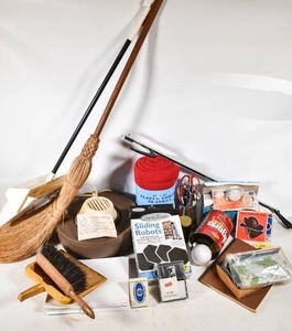 lot 802 image: Misc. Housewares & Office Supplies