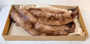 lot 845 image: Albrecht Furs Mink StoleScarf