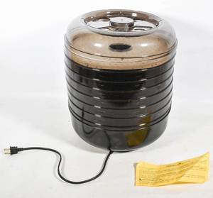 lot 384 image: Ronco Inc Food Dehydrator