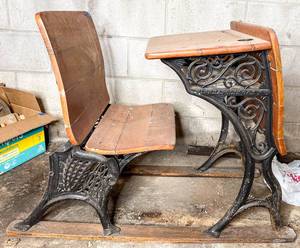 lot 718 image: Vintage Minneapolis O&S F Co. Hamms Iron and Wood School Desk