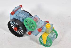 lot 282 image: Vintage 1968 Steam Roller Toy