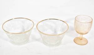 lot 422 image: Pair of Bartlett Collins Frosted Grapevine Glass Bowls & Goblet