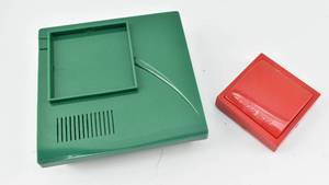 lot 807 image: Can You Imagine Holiday Doorbell 3 Piece Set