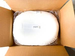 lot 414 image: Like New Contoured Foam 18 Foam Ring Pillow
