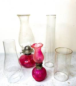 lot 425 image: Box of Hurricane Lamps and Lantern Shades