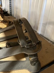 lot 44 image: Bear Trap