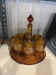 lot 33 image: Amber colored Brandy or Wine set