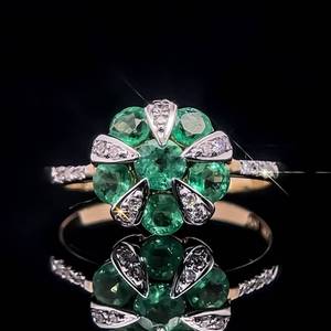 Natural Emerald & Diamond Unique Pinwheel Design Ring in 14k Yellow Gold $2475 Retail