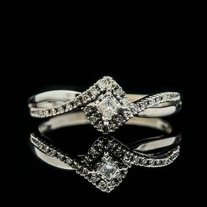 Diamond Solitaire Petite Square Bezel Entwined Engagement Ring in White Gold $980 Retail