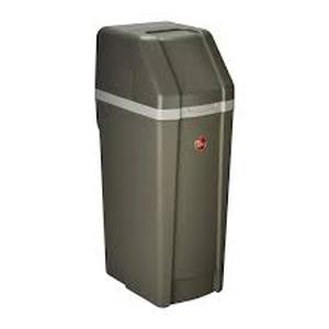 lot 67 image: Rheem Preferred 32,000 Grain Water Softener