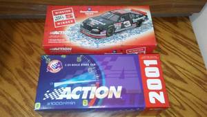 lot 572 image: NASCAR Dale Earnhardt No Bull, 200l Action Edition. no. 3.
