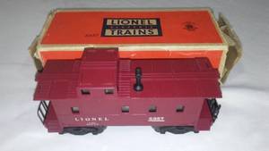 lot 795 image: Lionel O scale Caboose With Box.