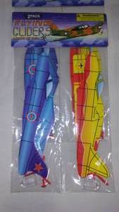 lot 832 image: Flying Gliders (10)