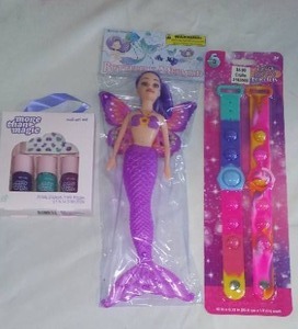 lot 767 image: Mermaid, Pop It Bracelets, Nail Art Set.