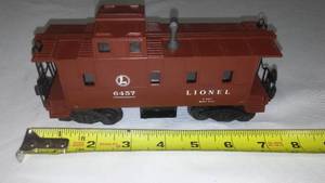 lot 841 image: Lionel Caboose .