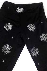 lot 36 image: NEW Womens Lined Snowflake Leggings.