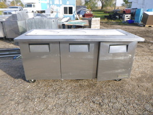 True 3 Door Cooler