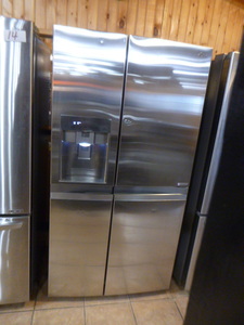 LG Side-by-Side Door-in-Door RefrigeratorFreezer