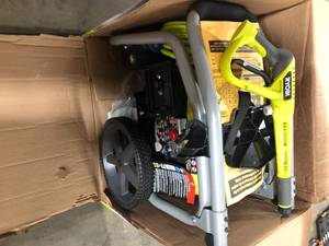 RYOBI 3300 PSI 2.5 GPM Cold Water Gas Pressure Washer with Honda GCV200 Engine Customer Returns See Pictures