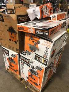 Pallet of Assorted WetDry Shop Vacs Various Sixes and Conditions   Customer Returns See Pictures
