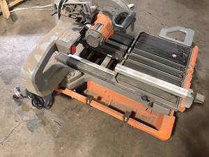 RIDGID 15 Amp 10 in. Wet Tile Saw with Portable Stand Missing Parts Customer Returns See Pictures