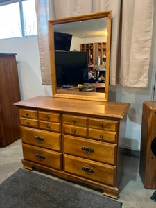 lot 14 image: Vintage Furniture Bedroom Storage Dresser with Mirror...