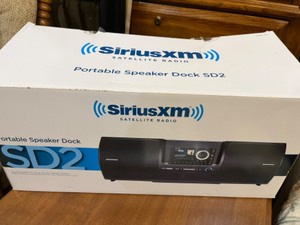 lot 25 image: Sirius XM Satellite Radio Portable Speaker Dock SD2...