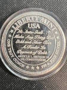 1 TROY OZ .999 FINE SILVER LIBERTY MINT ROUND