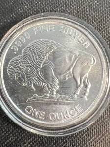 1 TROY OZ .999 FINE SILVER INDIAN BUFFALO ROUND IN AIRTITE