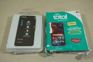 Total Wireless No-Contract Nokia G300 Smartphone