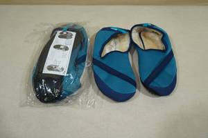 2 Pairs Kozikicks Womens Slippers Medium