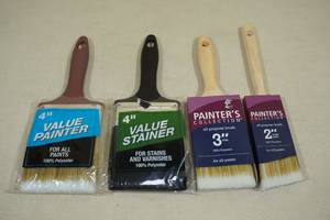 4 Paint Brushes Assorted Sizes
