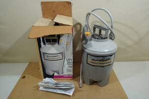 Suncast 2 Gallon Home & Garden Sprayer