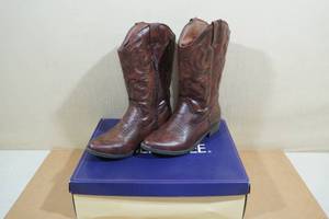Cherokee Western Style Boots -Size 5