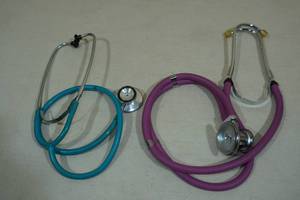 2 Stethoscopes