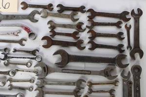 lot 26 image: Lot of Assorted Wrenches