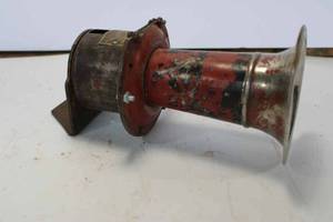 lot 33 image: Vintage Stewart Signal Horn