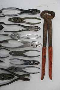 lot 47 image: About 20 Pair of Assorted Pliers and Side Cutters, and a Pinchers