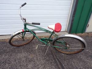 lot 105 image: Cool Vintage Bike