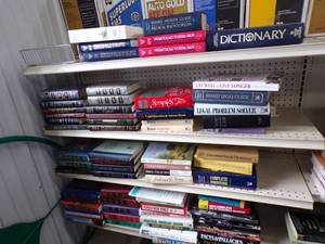 lot 84 image: Huge lot of Non Fiction Information Books