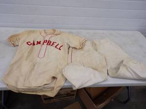 lot 33 image: Very Rare 1930 Wool Baseball Uniform from Campbell MN