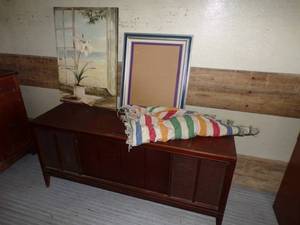 lot 73 image: Stereo Counsel with Radio and Record Player includes Vintage Hammock and Artwork