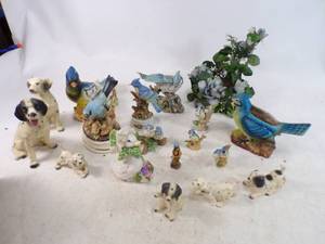 lot 64 image: Lot of ceramic Dogs Puppies and Bluebirds Inarco Planter