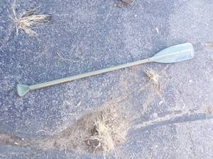 lot 144 image: Canoe Paddle