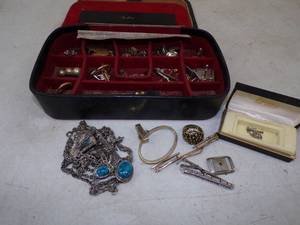 lot 7 image: Vintage Jewelry with 10k Gold ring  May be more Gold did not inspect it all